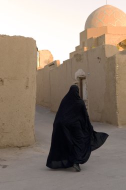 burka ile kadın