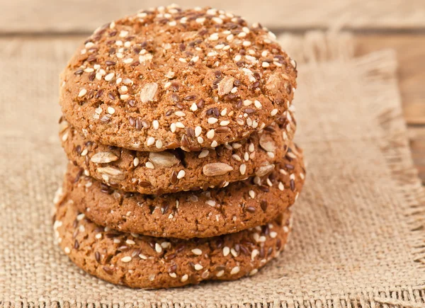 Pila di biscotti di farina d'avena — Foto Stock