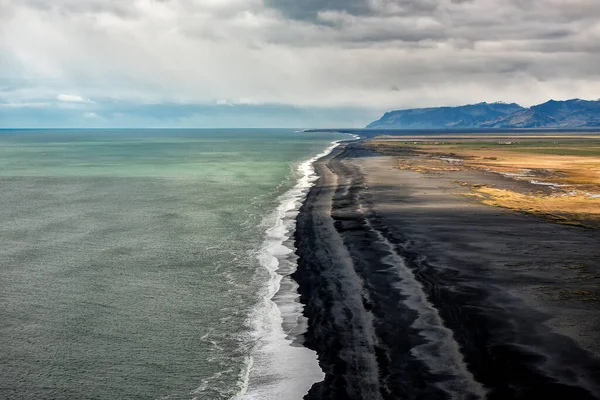 Areia Preta Incrível Lava Praia Pequena Península Atracção Turística Popular — Fotografia de Stock