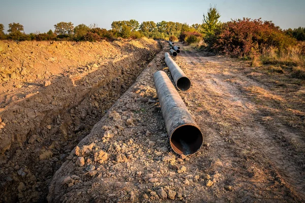 Bouwplaats Van Een Pijpleiding Voor Gas Bij Zonsondergang — Stockfoto