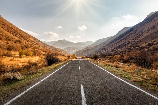 Single Straight Asphalt Road Mountains Armenia — 스톡 사진