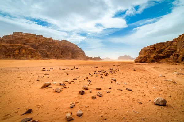 Wind Doet Stof Opwaaien Wadi Rum Sahara Arabische Woestijn — Stockfoto