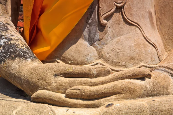 Buddha gamla hand — Stockfoto