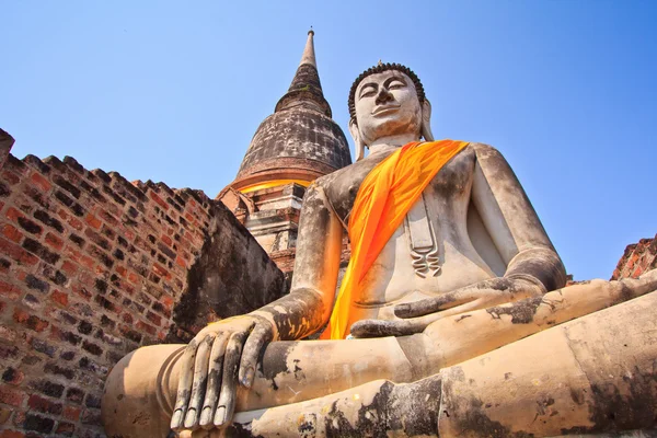 Oude Boeddha in de oude tempel oude stad — Stockfoto