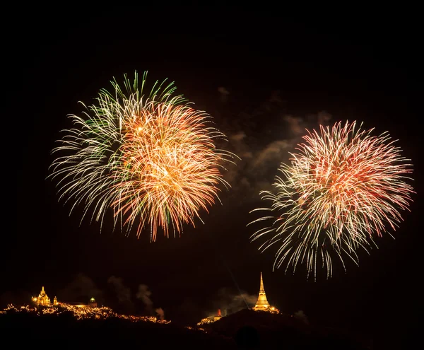 Farbenfrohes Feuerwerk — Stockfoto