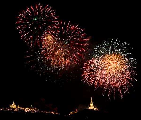 Farbenfrohes Feuerwerk — Stockfoto