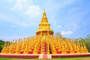 Pagoda ve stupa thailan içinde