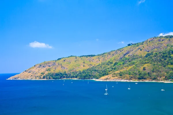 Vista de una capa de Promthep. Isla de Phuket, Tailandia —  Fotos de Stock