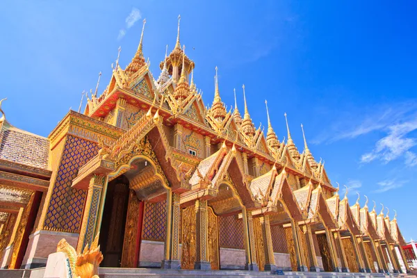 Heiligdom kerk in tempel thailand — Stockfoto