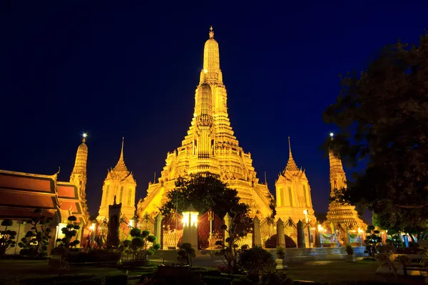 Oude tempel wat arun in bangkok thailand — Stockfoto