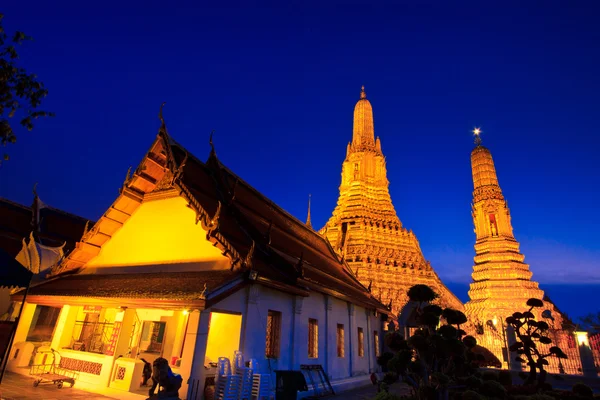 Templo velho Wat Arun em Bangkok Tailândia — Fotografia de Stock