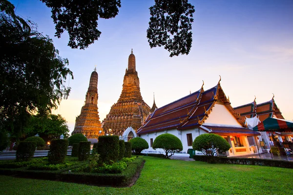 Oude tempel wat arun in bangkok thailand — Stockfoto
