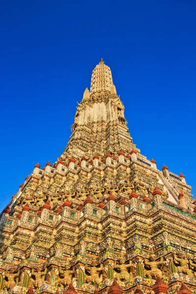 Old Temple Wat Arun in bangkok thailand — Stock Photo, Image