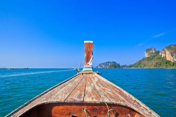 Fartyget näsa front Visa poda island thailand — Stockfoto