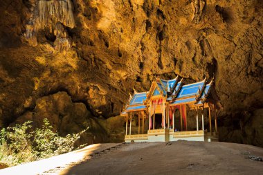 Mağara ve Asya prachuap khiri khan il Tayland köşk