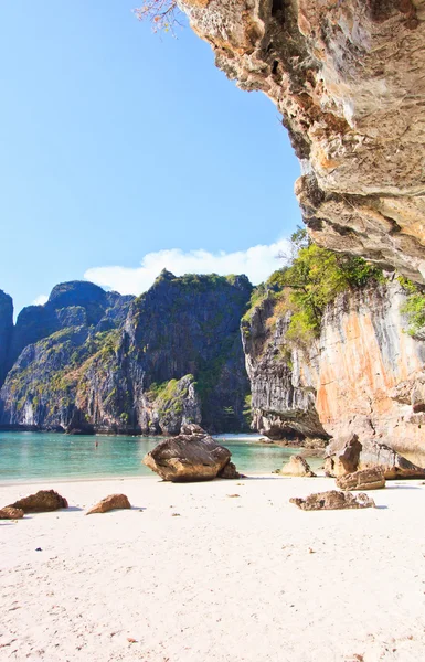 Vista de Maya Bay, Phi Phi island, Tailândia — Fotografia de Stock