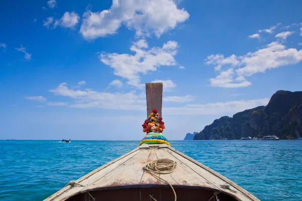 Bateau nez Vue de face Phi Phi Island thailand — Photo