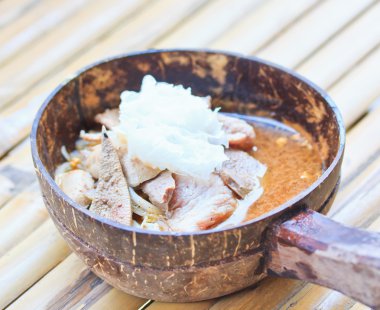 Tay baharatlı erişte ve Kupası Tayland gıda