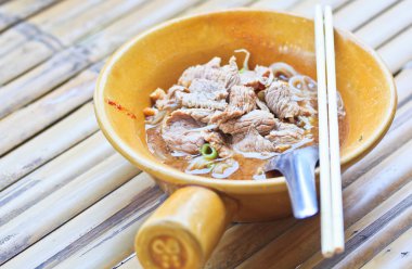 Tay baharatlı erişte ve Kupası Tayland gıda