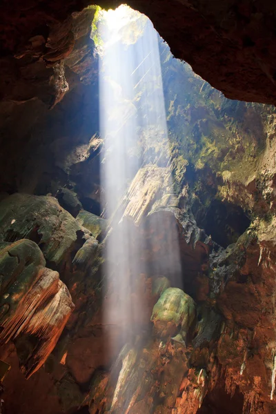 Belas grutas no parque nacional tailândia — Fotografia de Stock