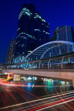 binalar Köprüsü tren istasyonunda