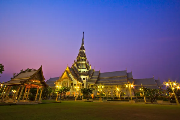 Templet Wat så-thorn i thailand — Stockfoto