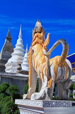 Pagoda wat yasağı den Tapınağı