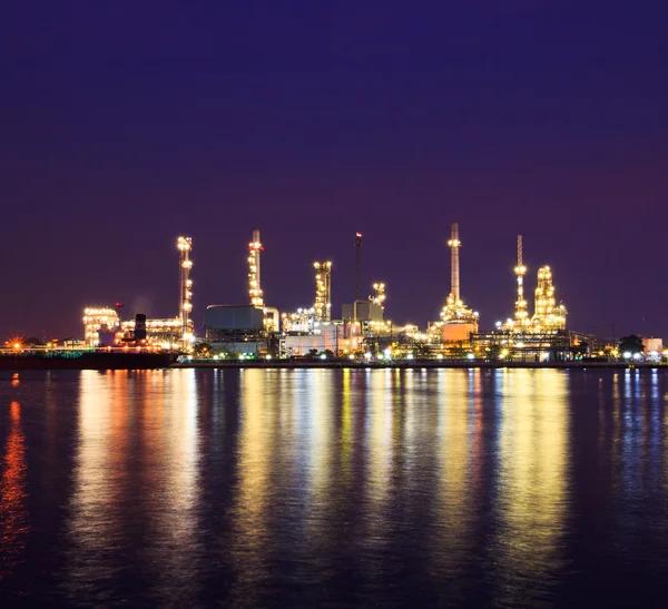 Raffinerie de pétrole — Photo