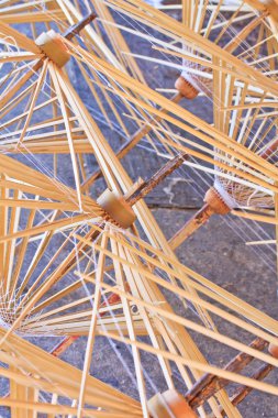 ahşap şemsiye çerçeveler