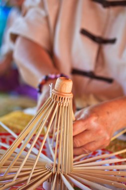 ahşap şemsiye çerçeveler