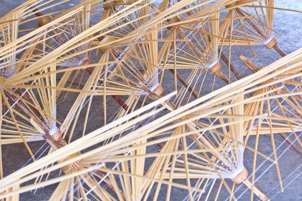 Cadres de parasol en bois — Photo
