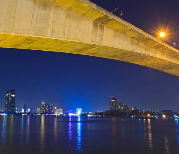 Bridge across the river — Stock Photo, Image