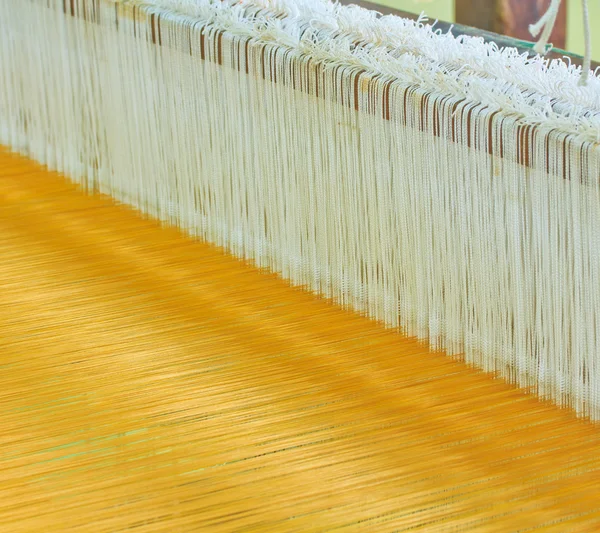 Máquina de seda tecida — Fotografia de Stock