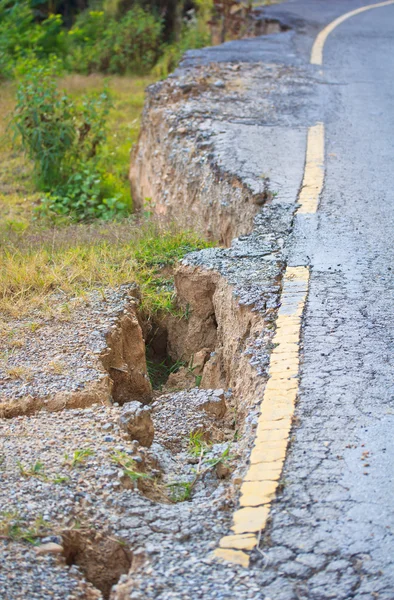 Broken road — Stock Photo, Image