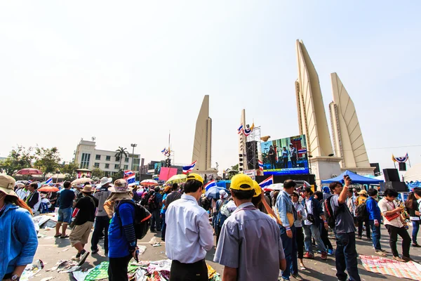 The big group of protestors to at streets — Stock Photo, Image