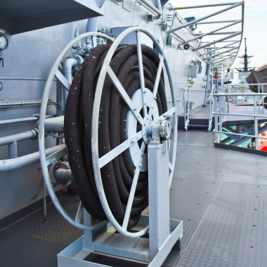 İtfaiye istasyonu veya yakıt hortumları, yangın hortumları