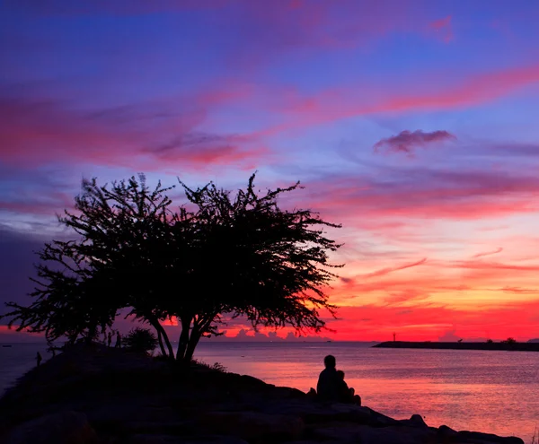 Zonsondergang blauwe hemel — Stockfoto