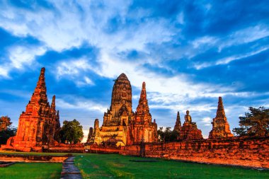 Tapınak wat chaiwatthanaram