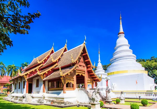 Wat Phra Sing temple — Stock Photo, Image