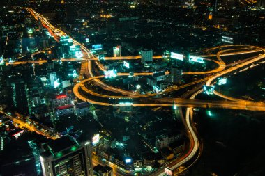alacakaranlık dönemde trafik