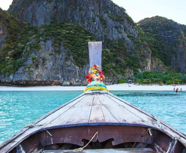 Nariz del barco en el mar — Foto de Stock