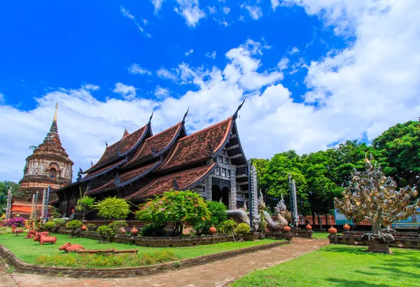Houten kerk van wat lok molee chiangmai — Stockfoto