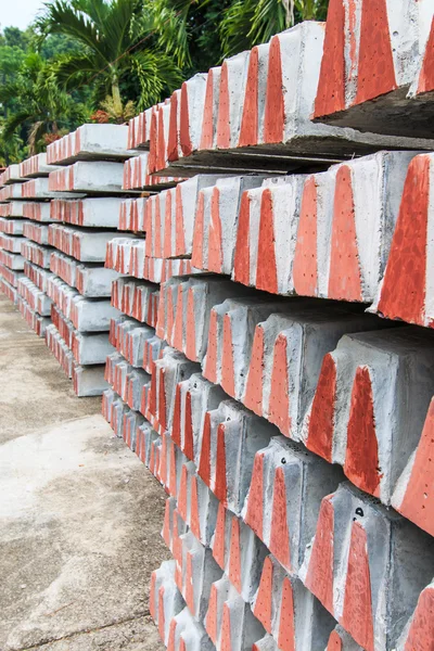 A concrete sleeper — Stock Photo, Image