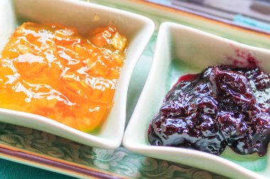 portakal reçeli ve mavi berry reçel