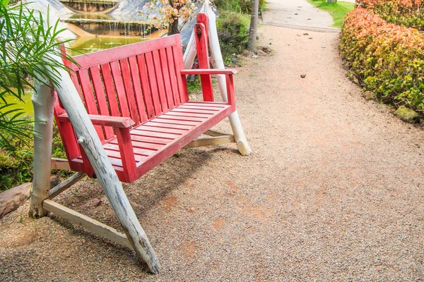 Red bench — Stockfoto