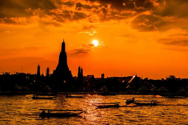 Chrám Wat arun — Stock fotografie