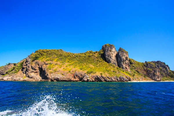 Island in the Andaman Sea — Stock Photo, Image