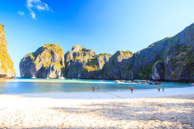 όμορφη άμμος παραλία