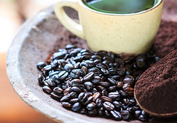 Traditionele koffie oorspronkelijke koffie op doi inthanon nationale par — Stockfoto