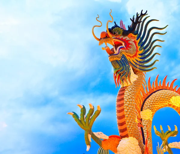 Dragon statue — Stock Photo, Image